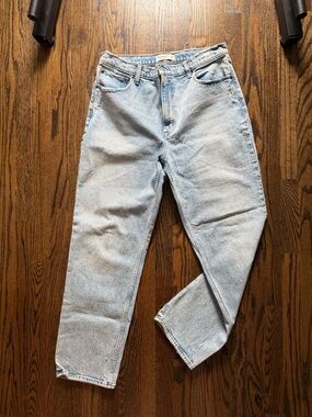 Abercrombie & Fitch 90s straight high rise Jean